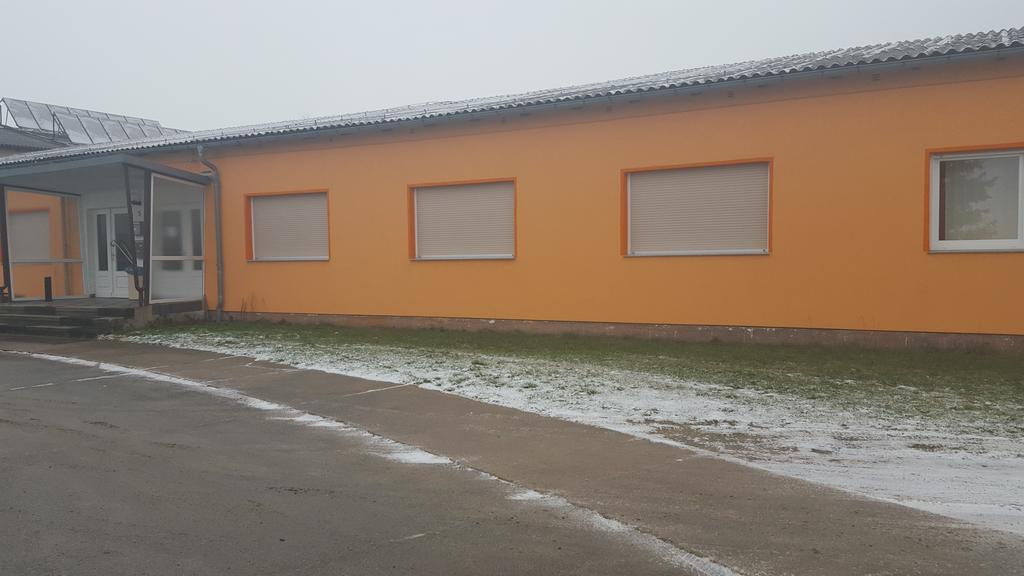 Gaestepension - Elsterland Am Sport- Und Freizeitpark Bagian luar foto